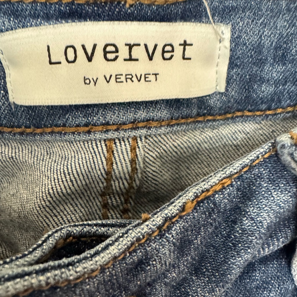 Trendy Distressed Blue Boyfriend Jeans - Picture 5 of 10